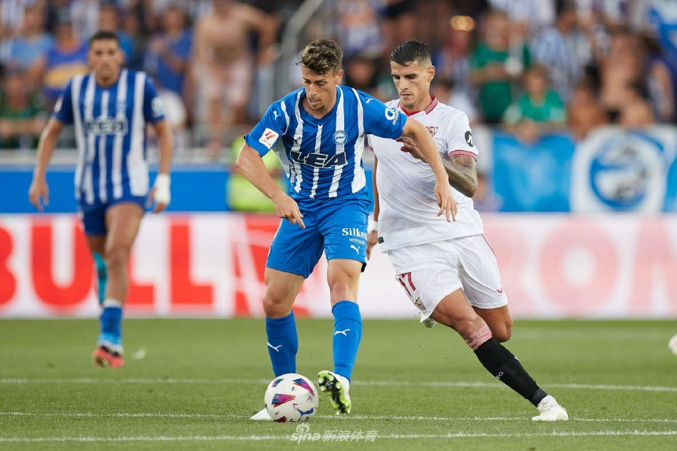 更在国家队 更在国家队